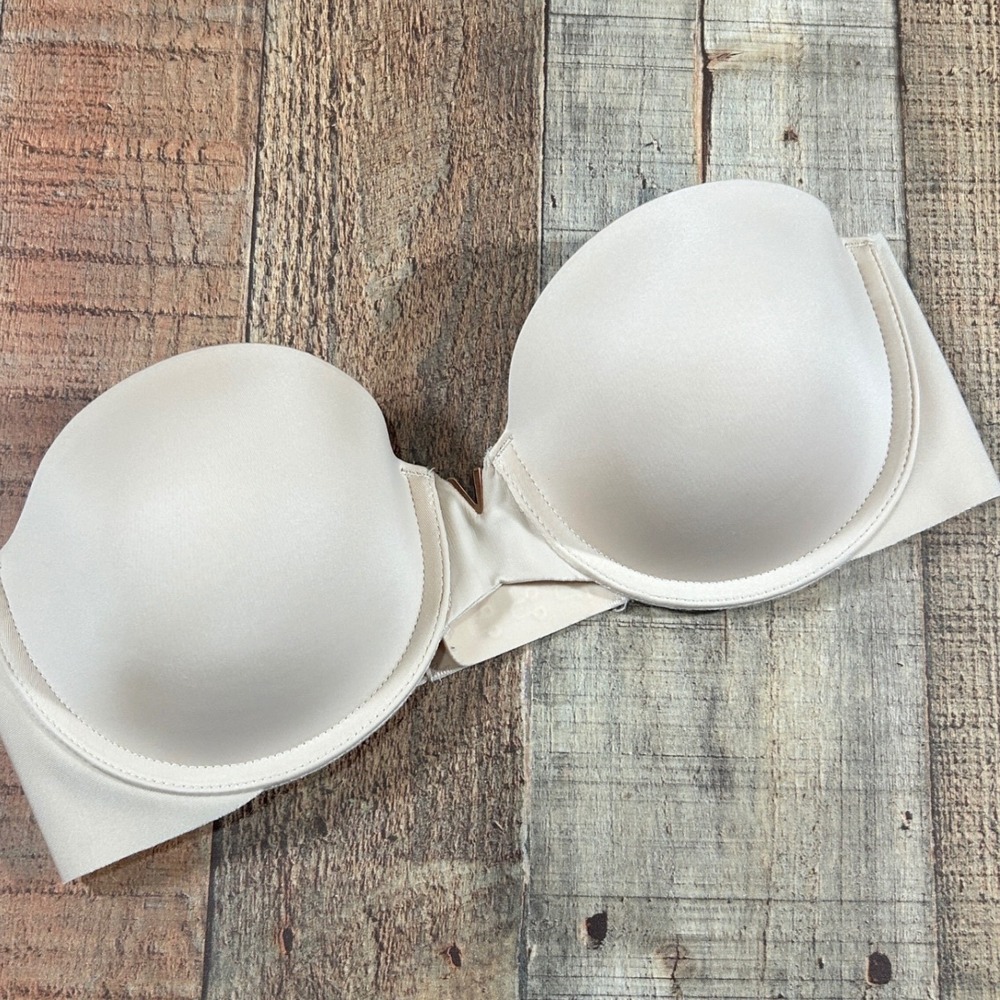 Victoria's Secret Strapless Push Up Bra Beige Multiway 32B Underwire Plunge